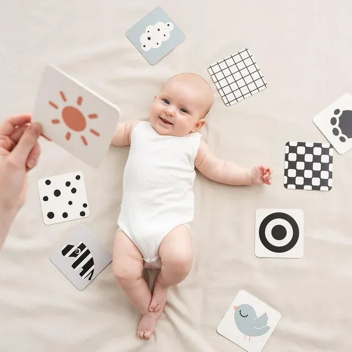 Baby-contrast-cards-10-pack-Elphee-Colour-mix-7-LS.webp