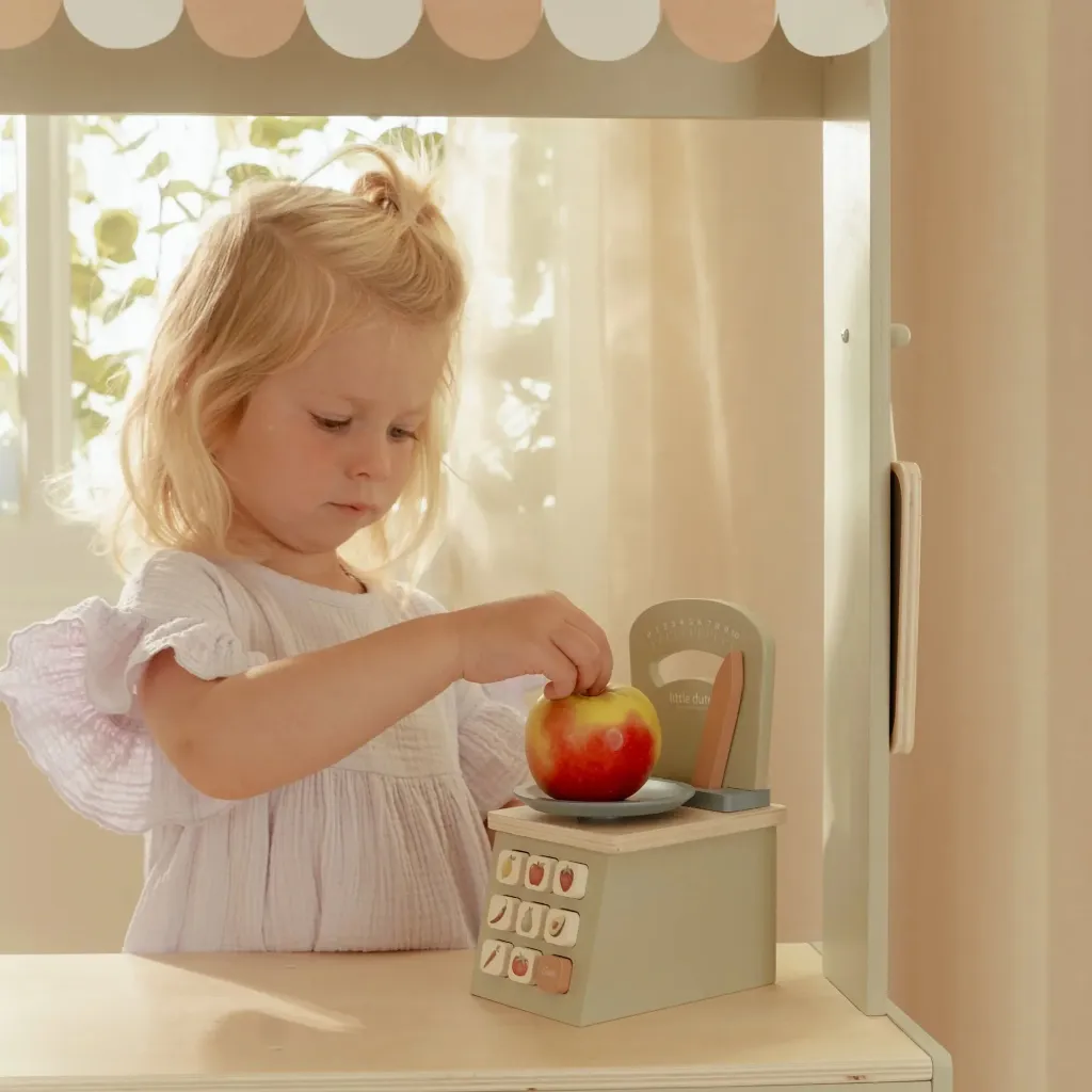 0030023_houten-speelweegschaal-met-beweegbare-wijzer.webp