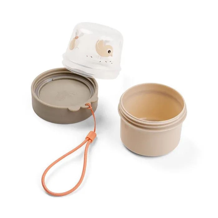 To-go-2-way-snack-container-S-Birdee-Sand-Detail-2-PS.webp