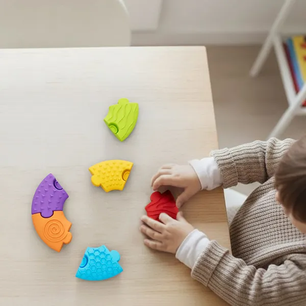 sensory-puzzle-circle-04.webp