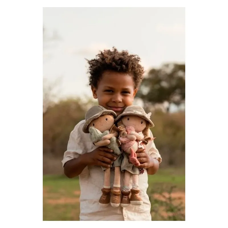 muneca-de-tela-rosa-exploradora-safari-35-cm-little-dutch-12-meses.webp