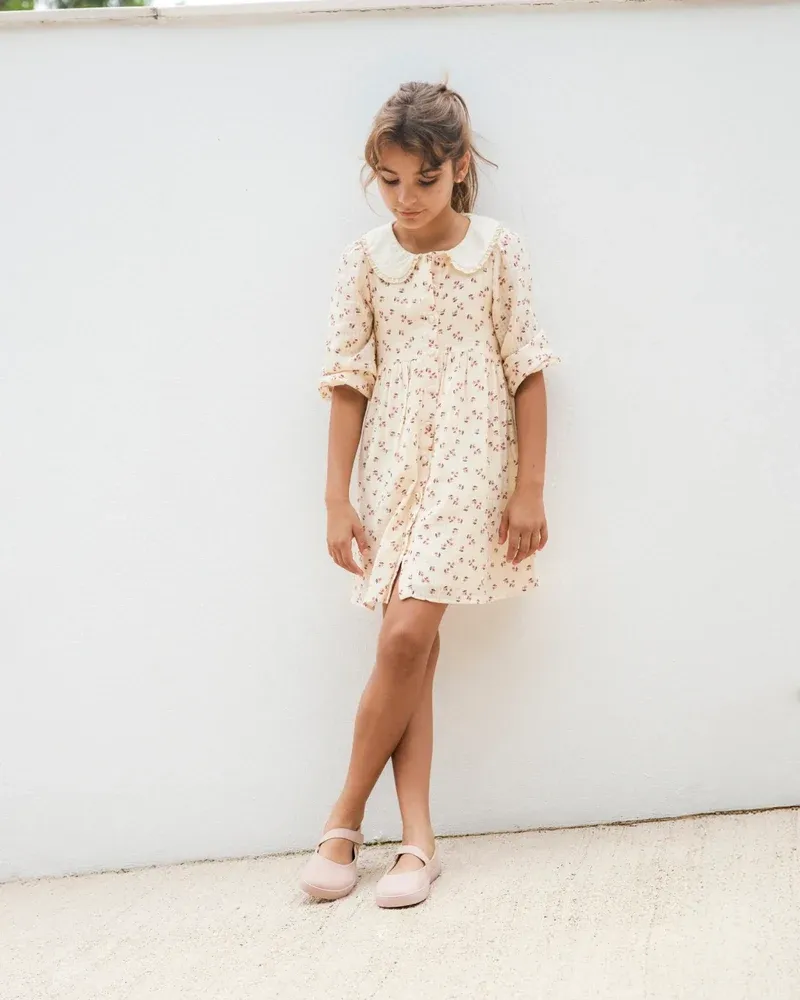 muris_product_sienna_junior_make_up_lifestyle_1.webp