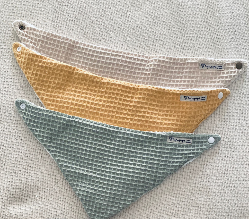 BANDANA TELA HECHA A MANO